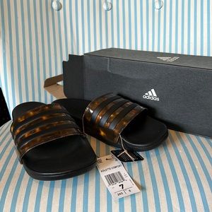 NWT Adidas sandals adilette comfort size 7 tortoiseshell print